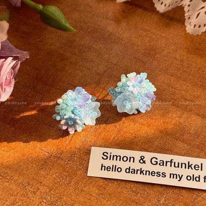 Pendientes redondos con borlas de concha y diseño de flores, ligeros, de lujo y de gran sentido.