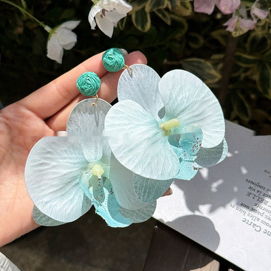 Women's Fashion Personality Elegant Flower Stud Earrings