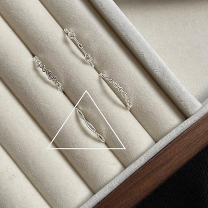 Anillo ajustable con forma de corazón para mujer