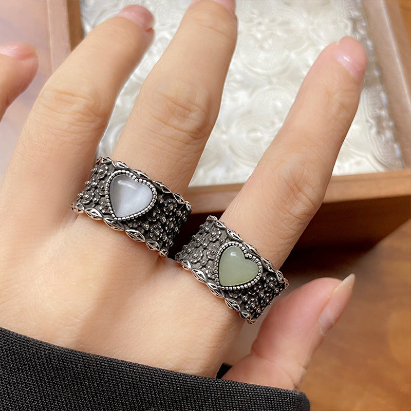 Retro Wide-faced White Moonlight Open Temperament Ring