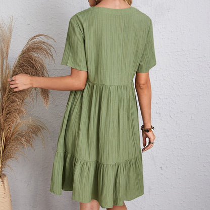 Vestido de verano de manga corta con cuello en V y volantes holgados e informales para playa
