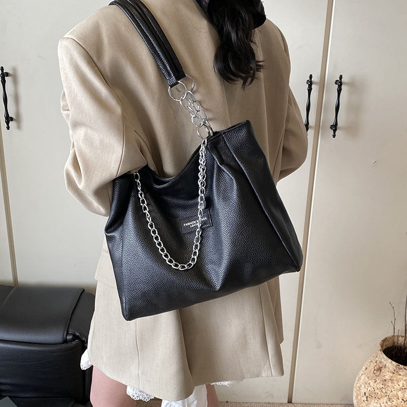 Aurelia Grande Tote