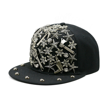 Sombrero estilo Harajuku europeo y americano con remaches de calavera cruzada