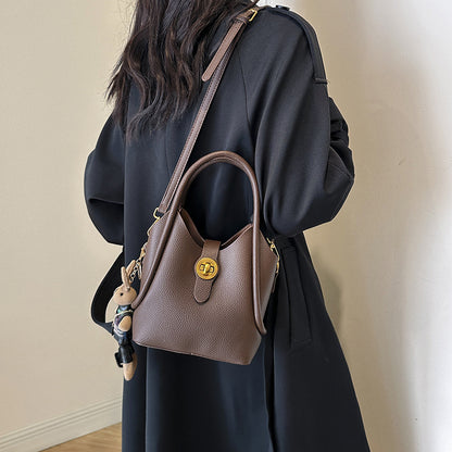 Modische, schlichte Damenhandtasche
