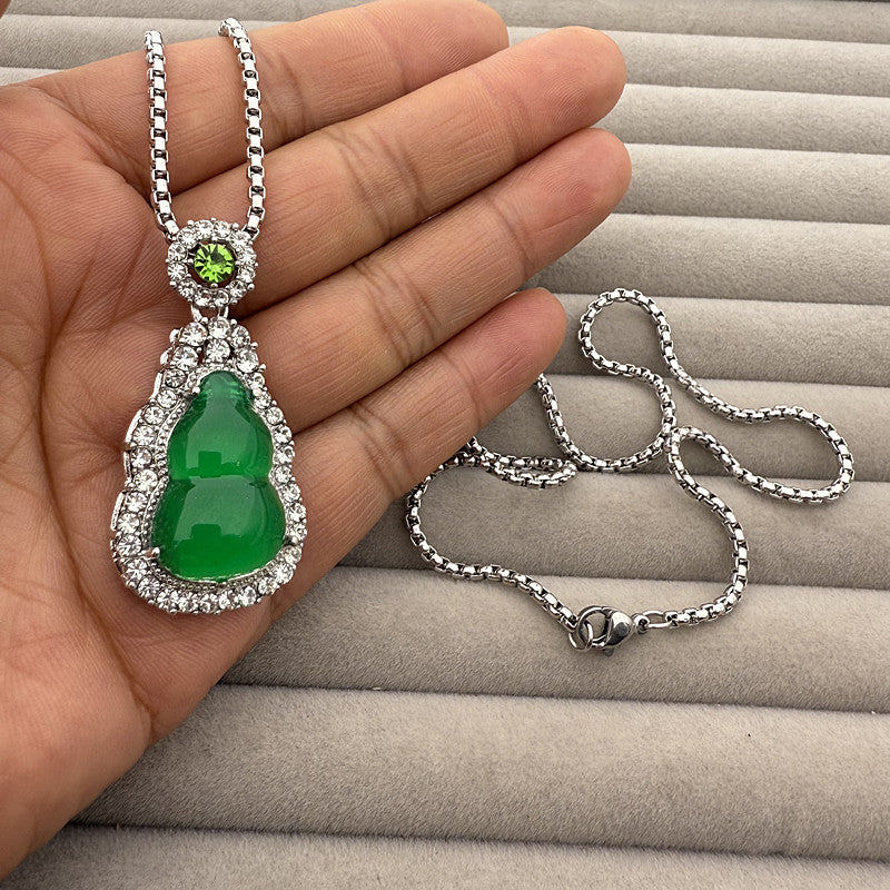 Artificial Chalcedony Lucky Pendant Pendant Emerald Green Safety-blessing Card Necklace Temperament