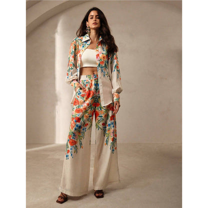 Traje informal de blusa y pantalón con estampado floral para mujer