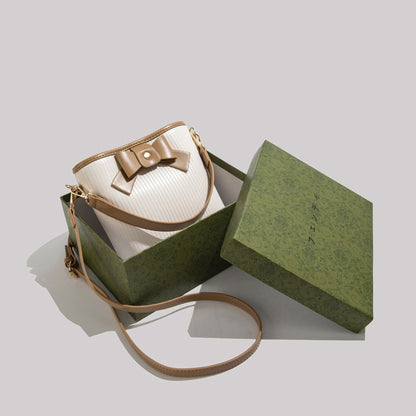 Bolso de cuero con personalidad