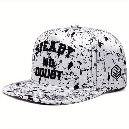 Gorra de hip hop con visera plana, letras bordadas en camuflaje