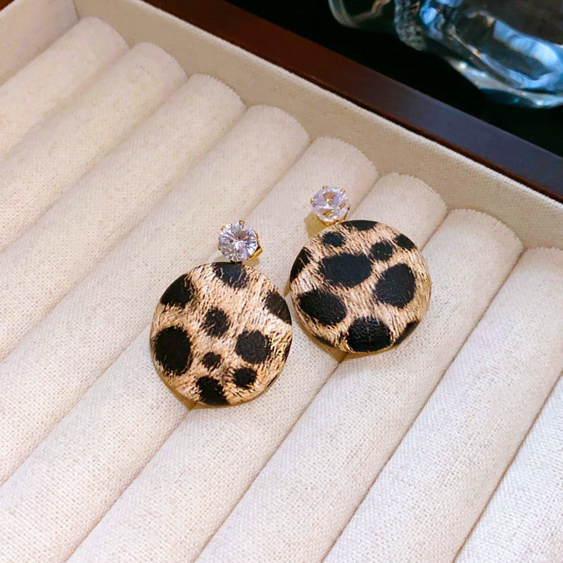 Resin Round Leopard Ear Clip Vintage Unique Earrings