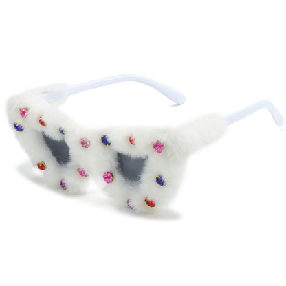 Gafas de sol estilo urbano Love Plush con diamantes para mujer