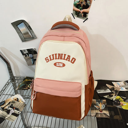 Mochila de viaje para pareja de estudiantes universitarios