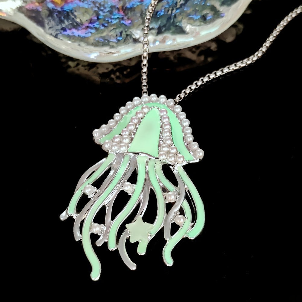 Beach Travel Vacation Accessories Deep Sea Sweet Dreams Luminous Jellyfish Pendant Necklace