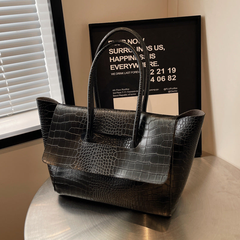 Sculpted Elegance Tote Bag