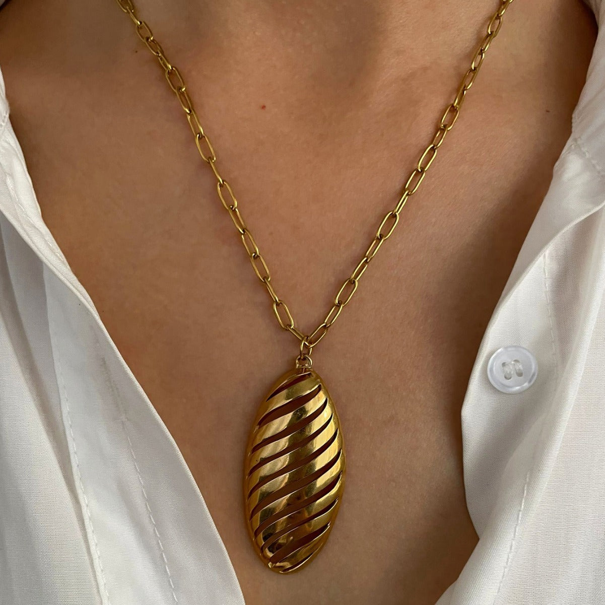 New Stainless Steel Butterfly Flower Oval Leaf Pendant Exaggerated Style Female Necklace