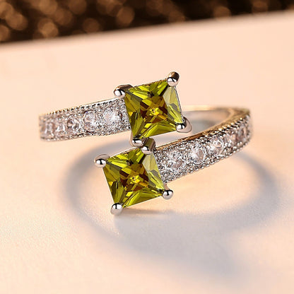 Anillo de circonita simple, avanzado y de nicho, retro y resistente a la decoloración