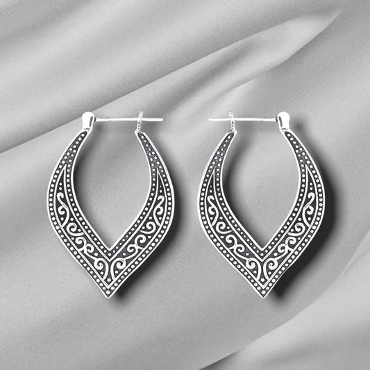 Vintage Ins Heart Love Heart Ethnic Style Carved Earrings