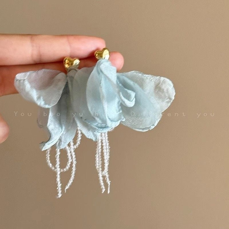 Flower Pattern Shell Tassel Round Earrings Light Luxury High Sense
