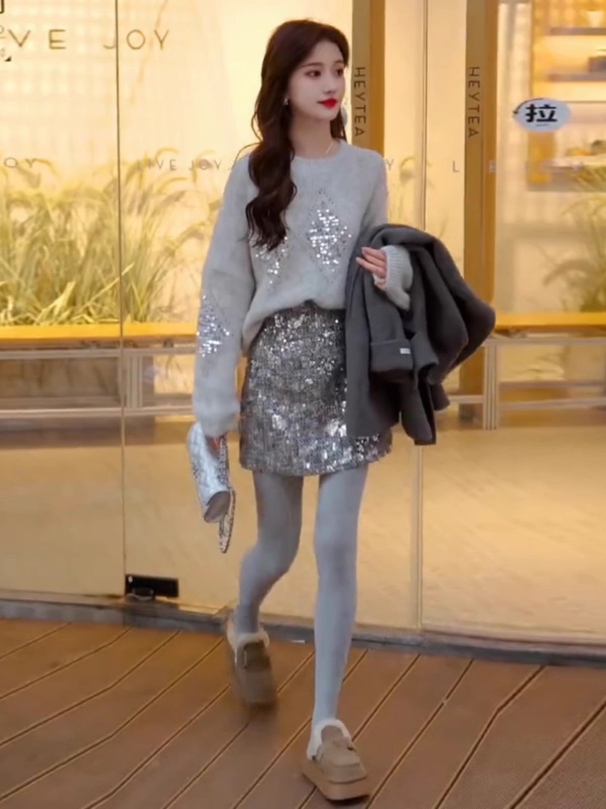 Heavy Embroidery Sequins Loose Sweater Idle Style Loose Outerwear Knitwear