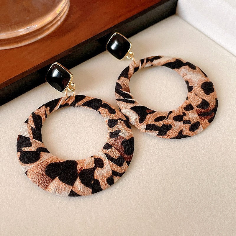 Resin Round Leopard Ear Clip Vintage Unique Earrings