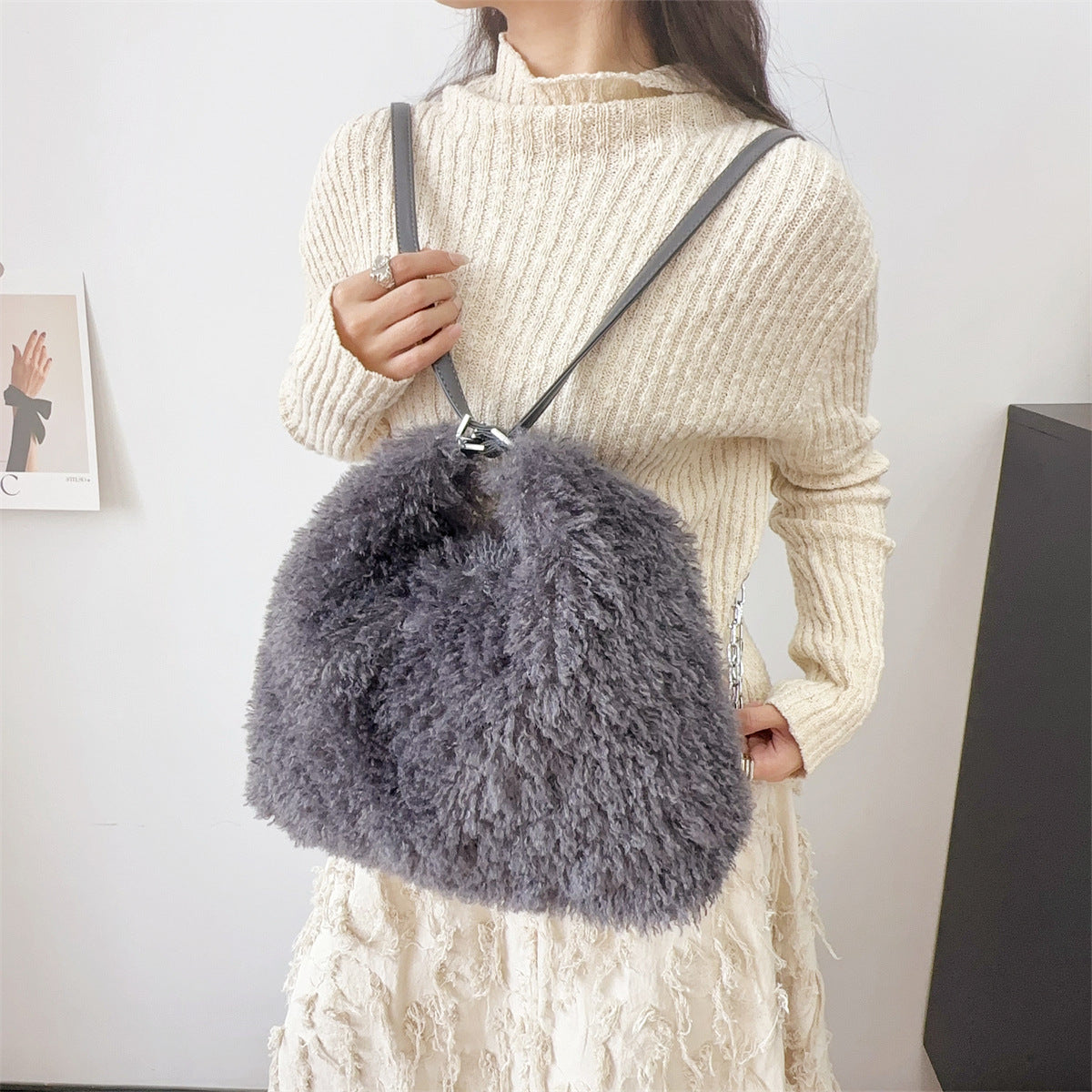 Cozy Cloud Carryall