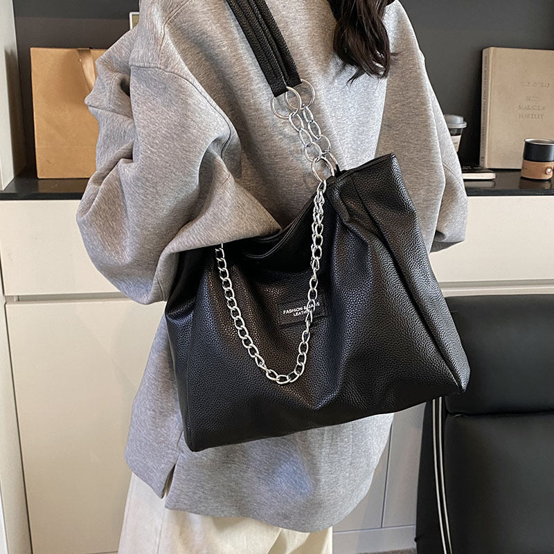 Aurelia Grande Tote