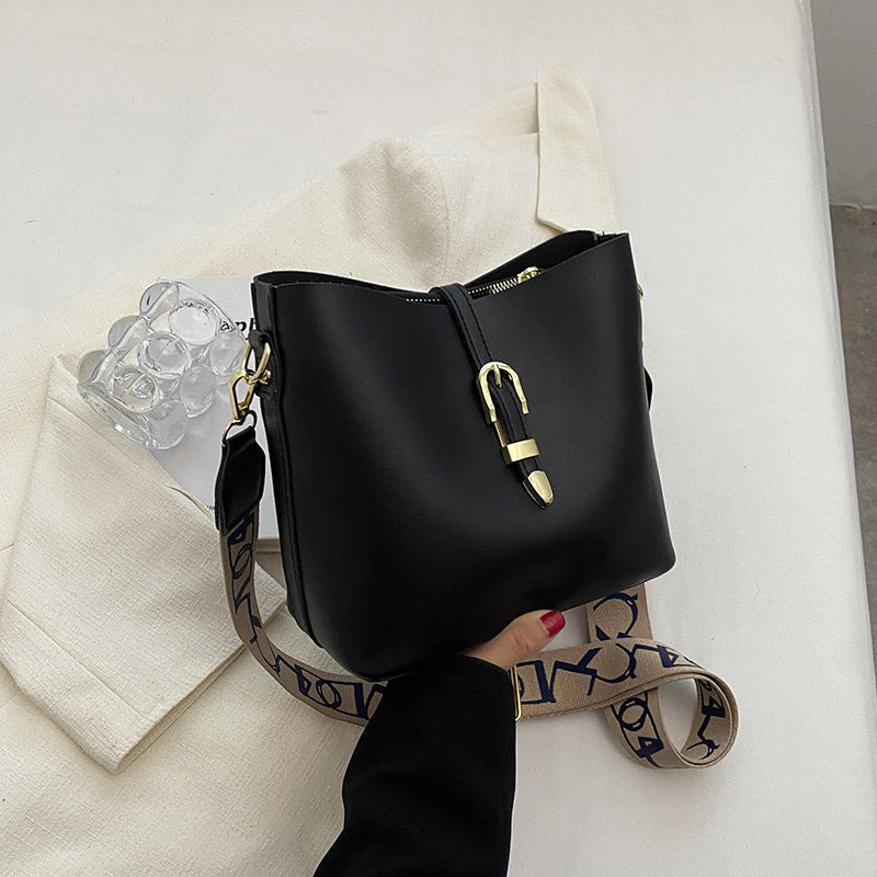Majesta Vogue Bag
