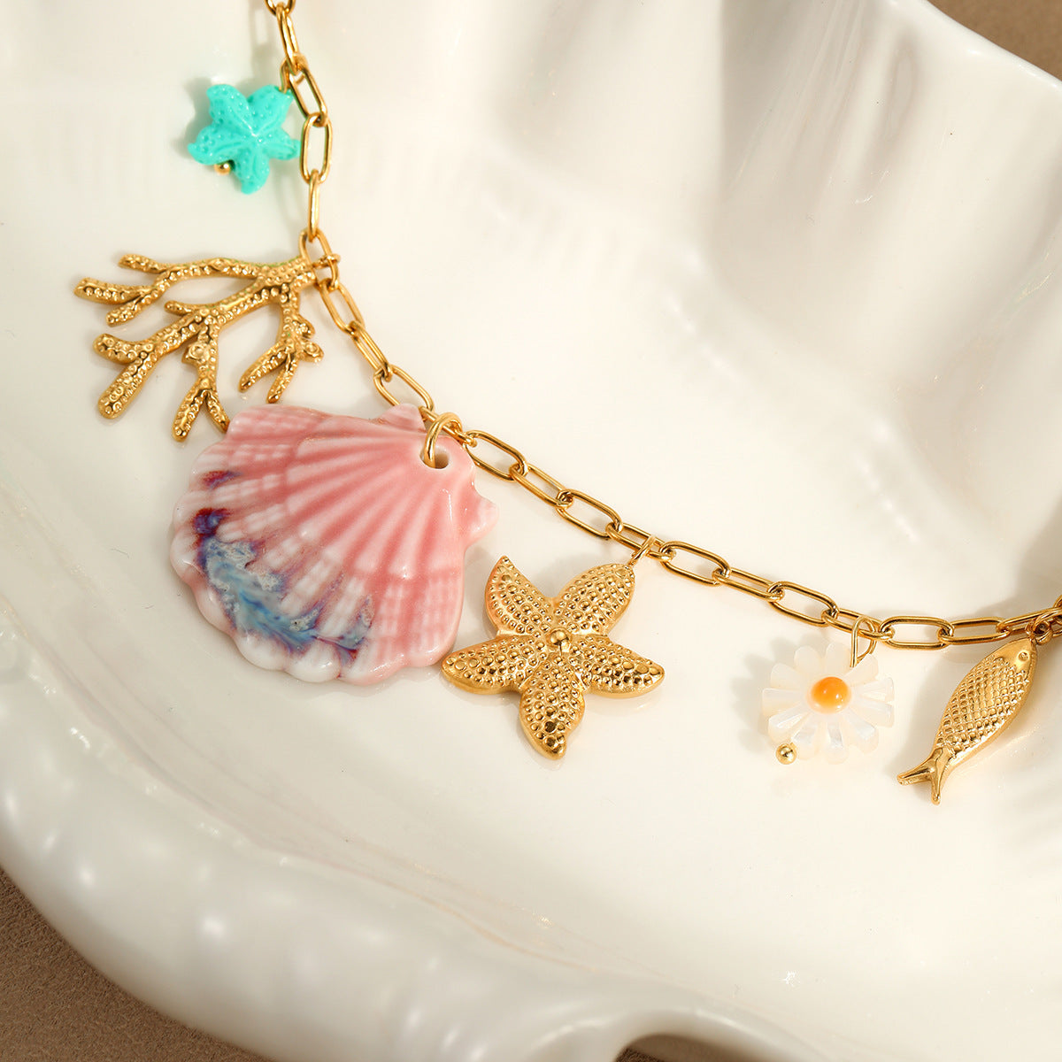 Fan Shell Starfish Ocean Vacation Style Necklace Stainless Steel Plated 18K