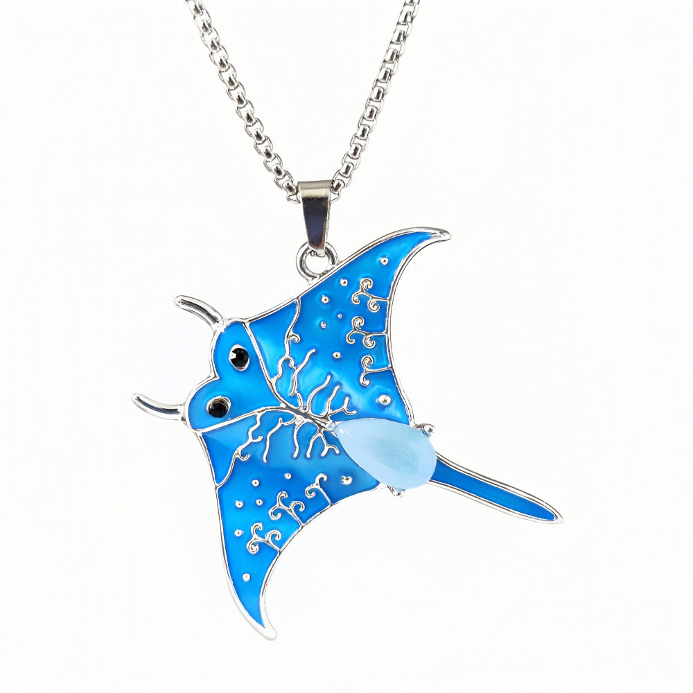 Ocean Wind Luminous Manta Ray Necklace Luminous Beach Accessories