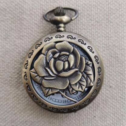 Collar de reloj de bolsillo con peonía hueca, adorno vintage