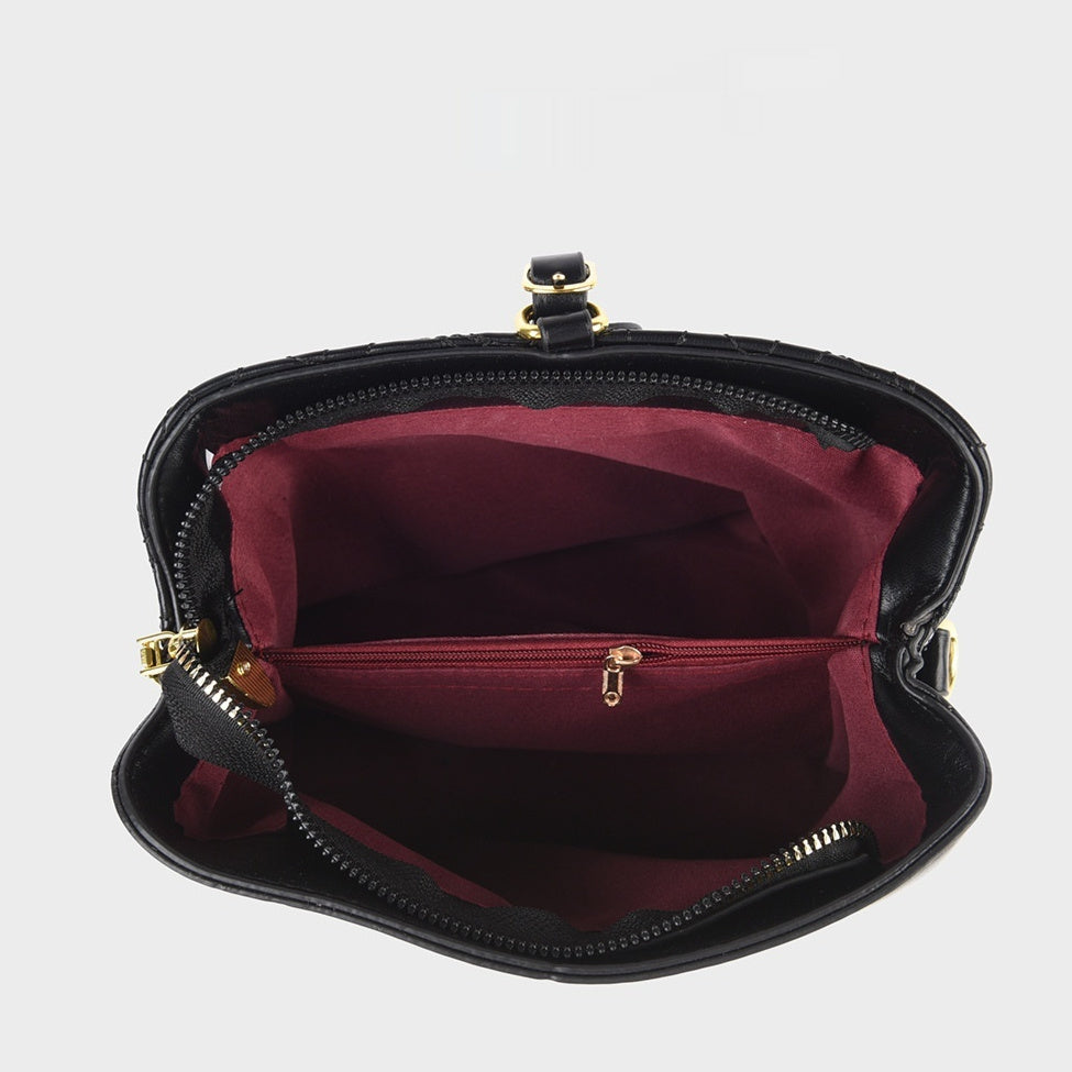 Urban Voyager Messenger Bag