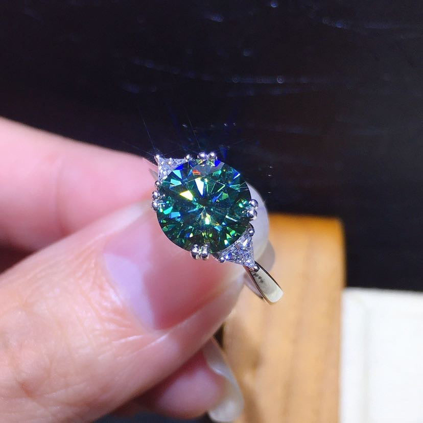 3 Karat Eight Hearts And Eight Arrows Plated PT950 Artificial Real Blue And Green Moissanite Open Ring