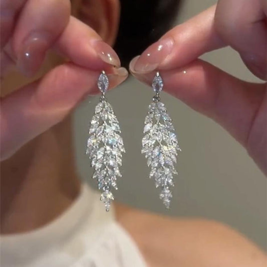 Fashion Anti-allergy Auricular Needle Grandeur Design Tide