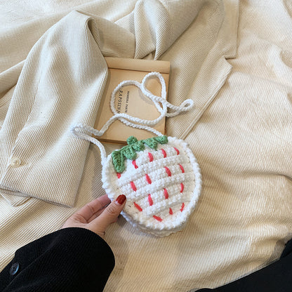 Bolso bandolera infantil de lana con forma de fresa, tejido a mano