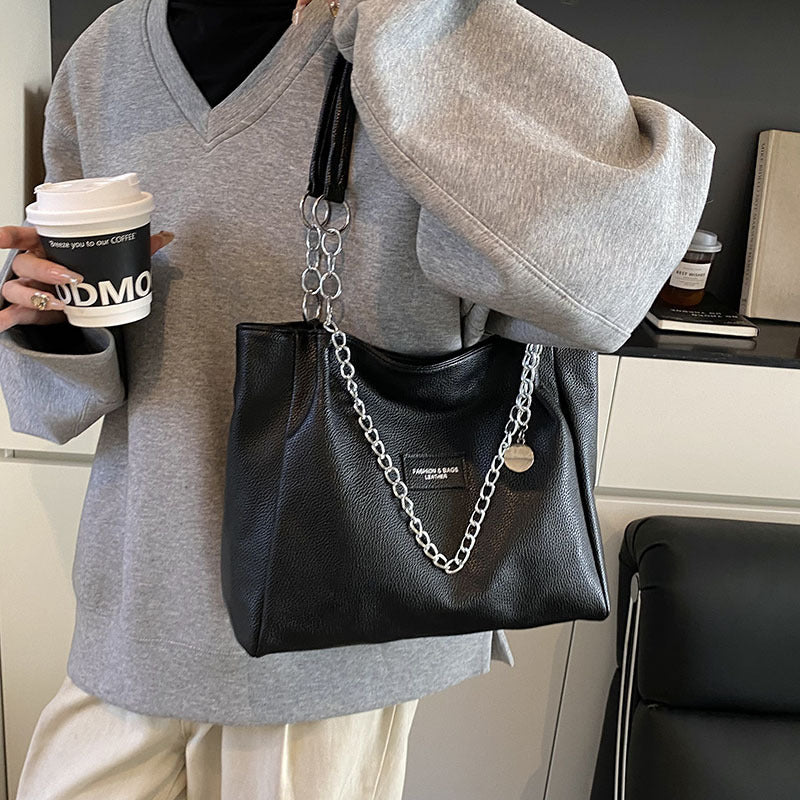 Aurelia Grande Tote